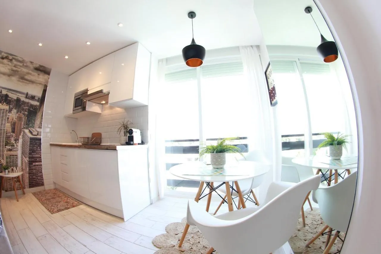 Benalmadena - New Nordic Style & Sunny Studio Apartment